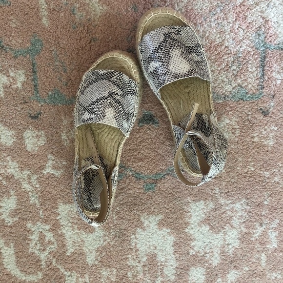 Python platform wedge - Picture 2 of 2